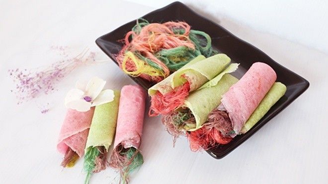 Món bò bía kết hợp kẹo bông khiến giới trẻ Thái Lan, Singapore mê mẩn