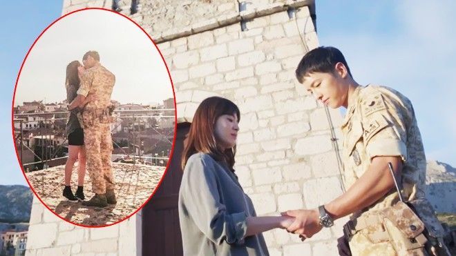 Tập 12: Fan la làng vì nụ hôn có-như-không cặp đôi 'Hậu duệ mặt trời'