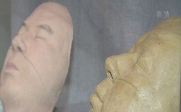Nghề hốt bạc mới: 'phẫu thuật thẩm mỹ' cho xác chết