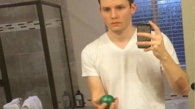 'Ném bóng xuyên gương' - bạn còn tin vào đôi mắt mình?