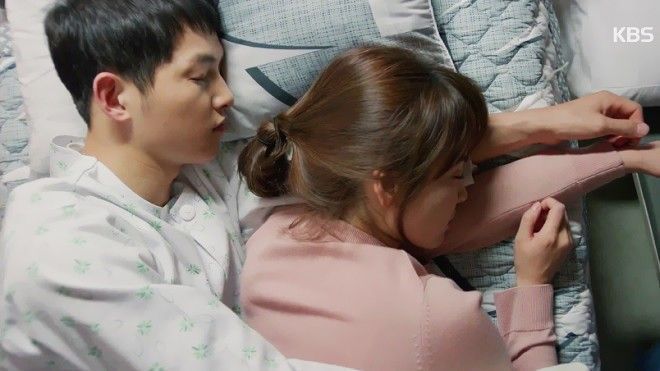 Tập 14: Chết đi sống lại, Song Joong Ki được dịp 'chia giường' cùng người đẹp