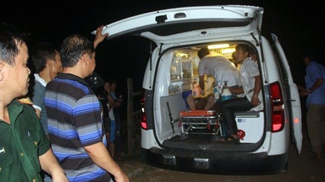 Bị ngạt khí, 4 phu vàng chết dưới hầm