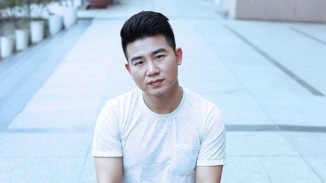 Ca sĩ Việt Tú kể chuyện ngôn tình với single 'Trong vòng tay anh'