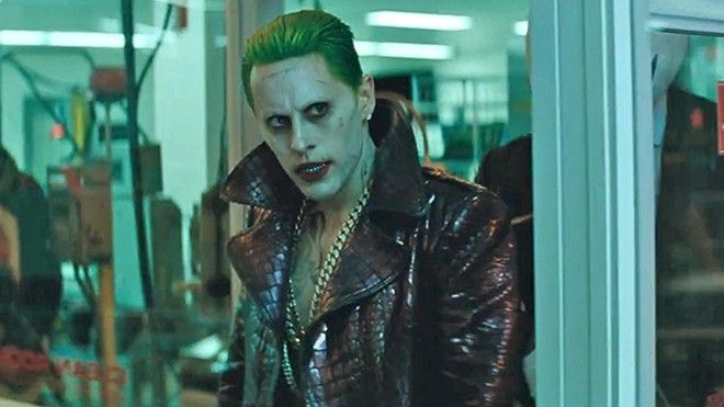 ‘Joker’ tặng quà nhạy cảm cho bạn diễn