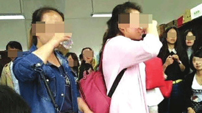 Trung Quốc: Các sinh viên phải vượt qua ‘kỳ thi’ uống rượu mới được tốt nghiệp