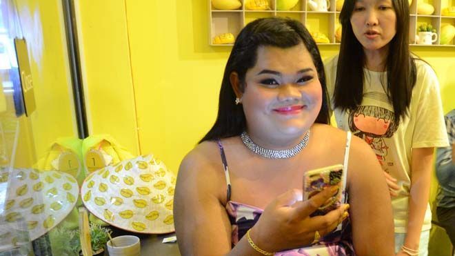 Happy Polla: 'Tôi sợ mọi người gặp nguy hiểm vì gặp mình'