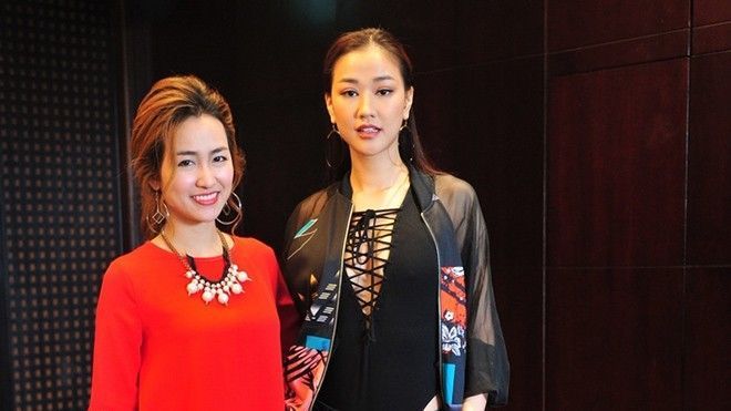 Maya tự tin khoe vòng một căng đầy bên DJ Trang Moon