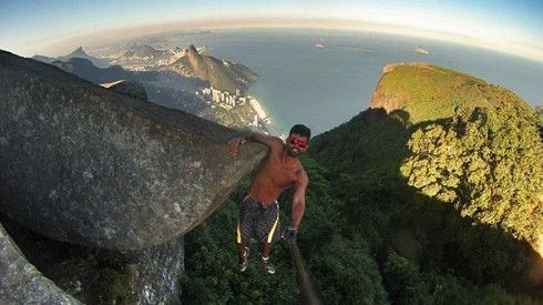 Đã tìm ra mỏm đá 'sống ảo' thót tim nhất thế giới!