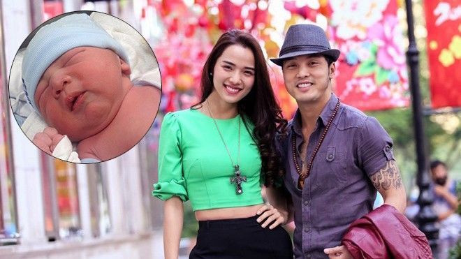 Ưng Hoàng Phúc sung sướng khoe con trai vừa chào đời nặng 3,3kg
