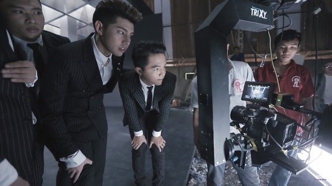 Noo Phước Thịnh khiến fan 'đứng tim' khi bất ngờ tung clip hậu trường MV sắp ra lò