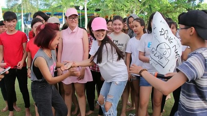 Đây là lý do khiến người hâm mộ Đông Nhi không thể bỏ fanclub của mình