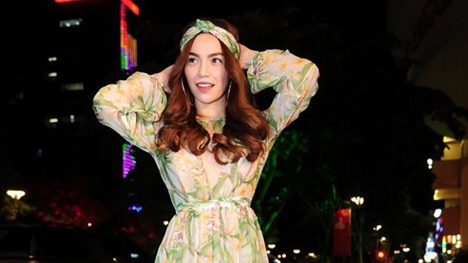 Hồ Ngọc Hà rạng rỡ xuất hiện sau sự cố với Hari Won