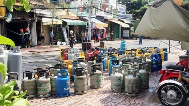Nam thanh niên tử vong sau khi đốt cửa hàng gas ở Sài Gòn