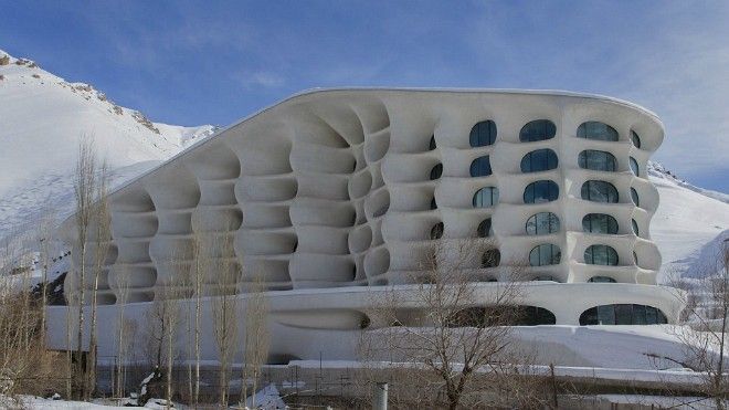 Không thể tin nổi một resort băng lại tọa lạc tại 'vương quốc sa mạc'