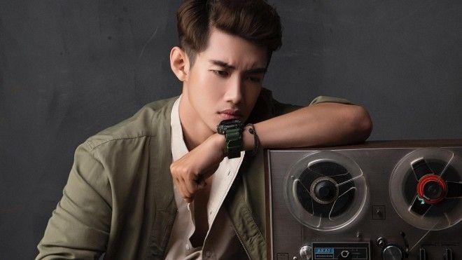 Quang Đăng khoe vẻ đẹp nam tính như 'soái ca'
