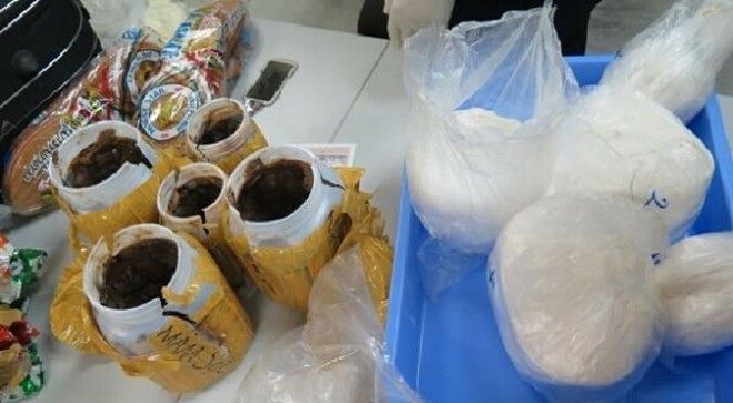 Hũ mắm cá rô giấu 3 kg heroin của lão bà người Úc
