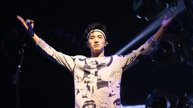 Concert solo đầu tiên của 'Bạch Lạc Nhân' Hứa Ngụy Châu kết thúc thành công!