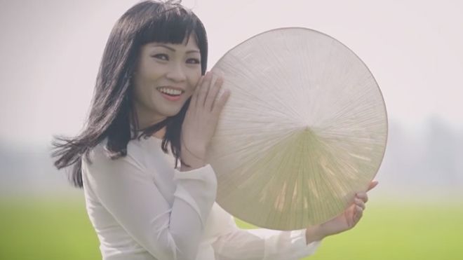 Phương Thanh: 'Đừng ai chê tôi già'