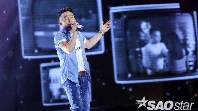 'Hot boy kẹo kéo' khiến triệu trái tim thổn thức khi kể về cuộc đời của mình