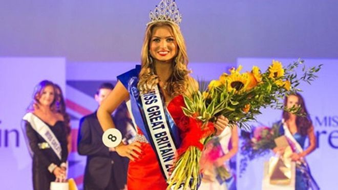 Hoa hậu Anh gây tranh cãi vì cảnh ân ái trên truyền hình