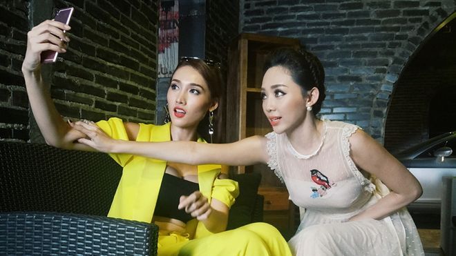 Tóc Tiên mang bí kíp selfie 'chuẩn không cần chỉnh' đến The Face Việt Nam