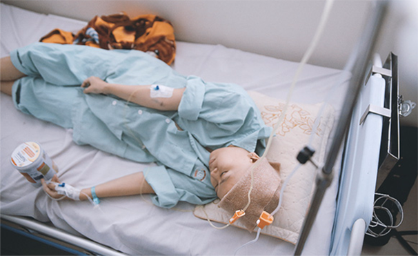 'Có anh ở đây mà…' câu chuyện về cô gái trẻ ung thư máu