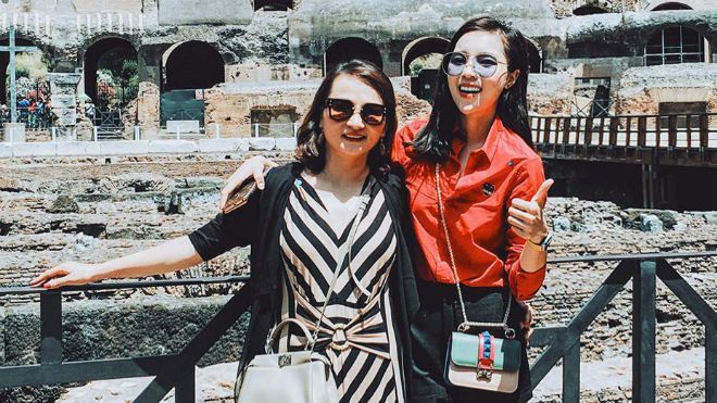 Kỳ Duyên rạng rỡ khám phá châu Âu cùng mẹ