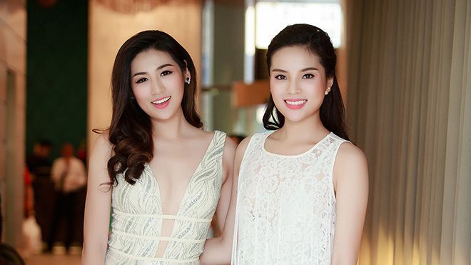 Hậu sự cố đi trễ, Kỳ Duyên - Tú Anh đến sự kiện sớm 30 phút