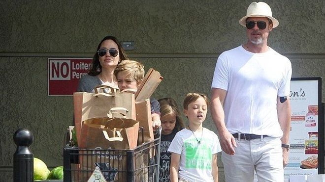 Angelina Jolie - Brad Pitt hạnh phúc bên nhau đập tan tin đồn rạn nứt