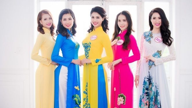 Thí sinh miền Nam 'đổ bộ' ra Bắc tìm thêm cơ hội ở Hoa hậu Việt Nam 2016