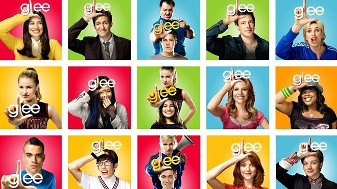 Sống lại tuổi thanh xuân với Glee và những bản cover đình đám