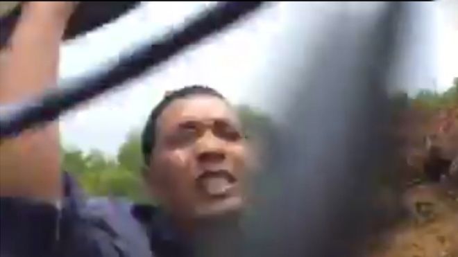 Bảo vệ công ty nghi xử lý chất thải cho Formosa hành hung phóng viên