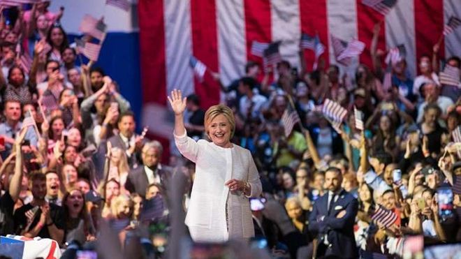 Bà Clinton trở thành nữ ứng viên tổng thống đầu tiên của Đảng Dân chủ Mỹ