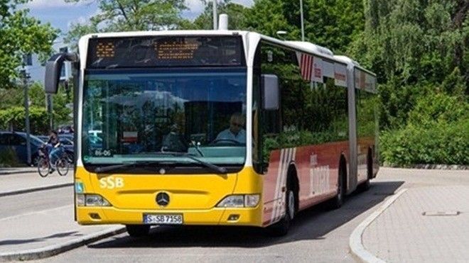 Bé trai 11 tuổi 'cướp' xe buýt lái đi khắp nơi … đón khách