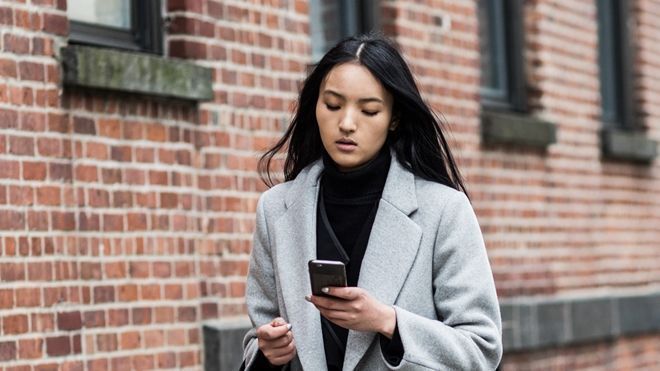 Tại sao các nhãn hàng thời trang vẫn trung thành với Instagram hơn Snapchat?