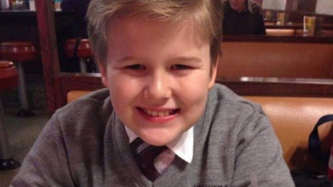 Cậu chuyện ám ảnh đằng sau việc bé trai tự tử vì bị bắt nạt