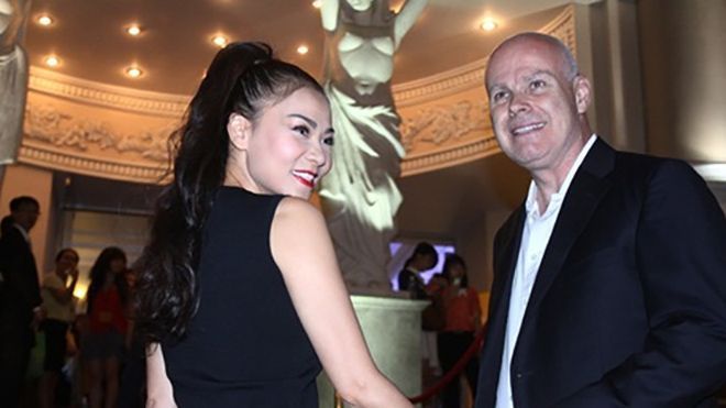 Người tố vợ chồng Thu Minh quịt nợ công khai hợp đồng phản pháo cáo buộc “hàng xuất bị hỏng”