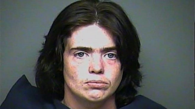 Mẹ bỏ con mới sinh vào tủ lạnh đến chết