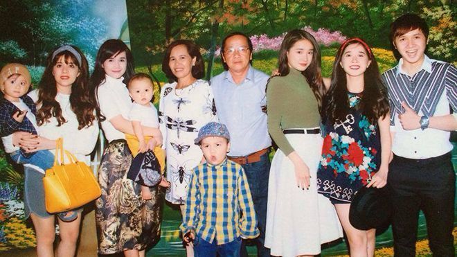 Nhà nghèo, mẹ bán hàng rong… tất cả đều là thời thơ ấu của Nhã Phương!