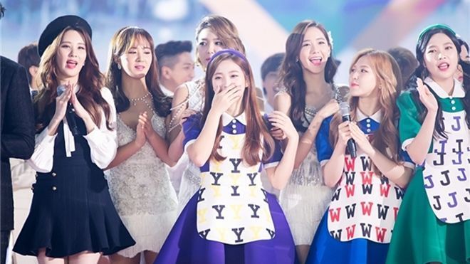 Đừng bắt chước concept SNSD nếu không muốn gặp 'sóng gió' như Red Velvet