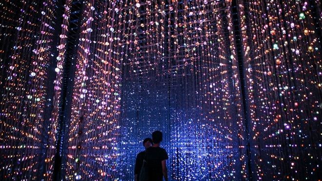 Vũ trụ pha lê 4D độc đáo ở Singapore