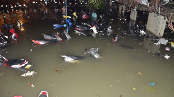 Chủ xe bị ngập ở Sài Gòn được bồi thường thế nào?