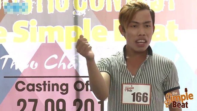 'Thánh nhây' Tùng Sơn khiến Hari Won 'khóc thét' khi trình diễn ca khúc 'Anh cứ đi đi'