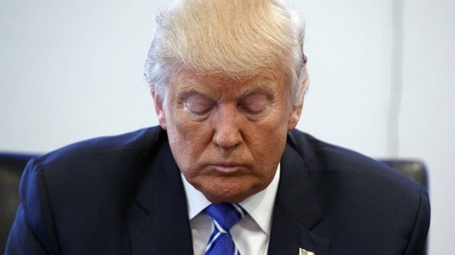 Chính thức xin lỗi vì phát ngôn thô tục về phụ nữ, Tỷ phú Trump quyết không bỏ cuộc