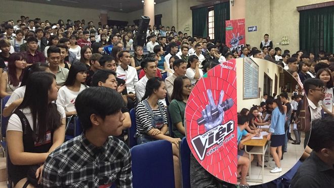 Giọng hát Việt tuyển sinh tại Thái Nguyên: 'Tưởng không đông mà đông không tưởng'
