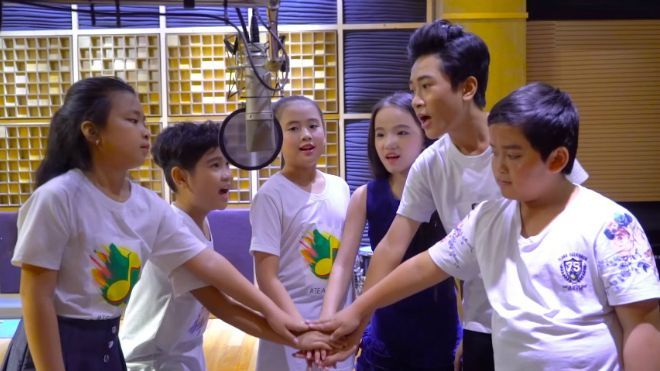 Top 6 The Voice Kids 2016 tiếp tục gửi món quà tinh thần cho đồng bào miền Trung