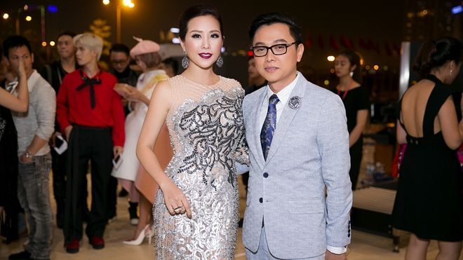 Không thể tưởng tượng được, hoa hậu Thu Hoài đã làm điều này trong show diễn của NTK Công Trí!