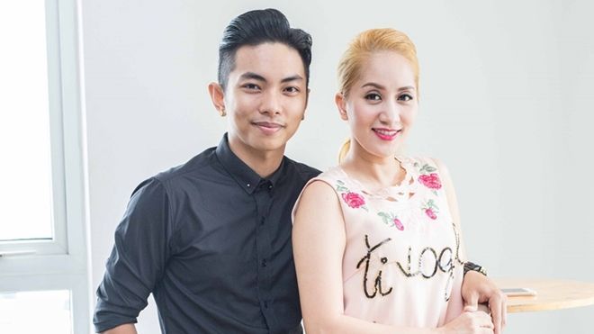 Khánh Thi, Phan Hiển rạng rỡ trong buổi ra mắt MV sao nhí gốc Mỹ