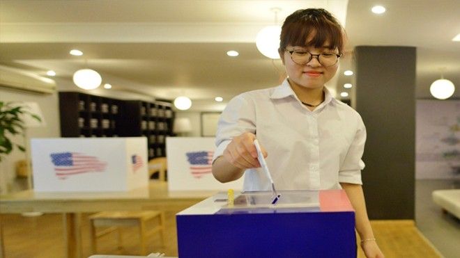 Bầu cử tổng thống Mỹ giả lập tại Hà Nội