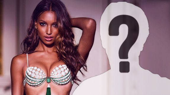 Xuất hiện 'nhân vật huyền thoại' sẽ 'soán ngôi' Fantasy Bra tại Victoria's Secret năm nay